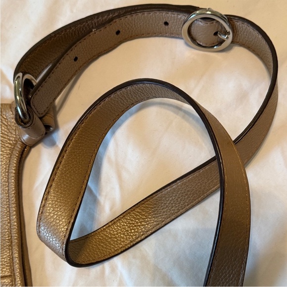 EUC COACH PENELOPE #16533 CHAMPAGNE DUNE TURN LOCK Crossbody - Picture 15 of 15